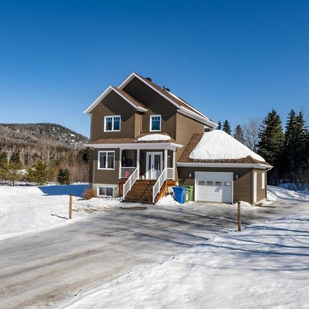 Domaine A Blue Villa Baie-Saint-Paul Exterior photo